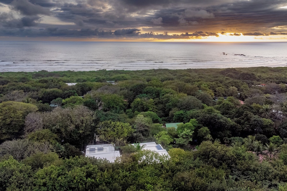 QUIN Surf Residence Nosara