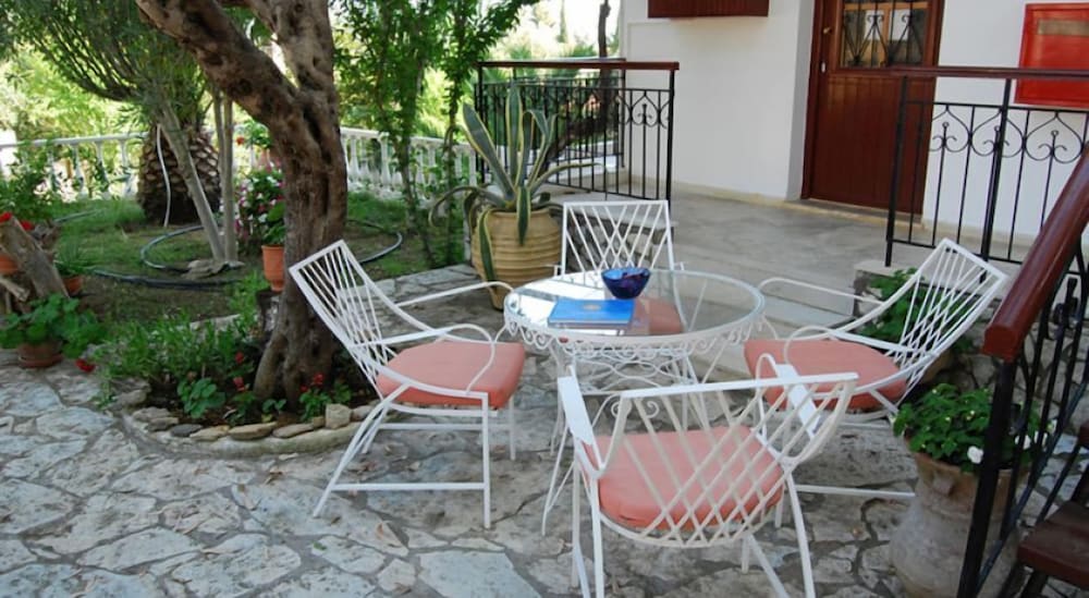 Margarita Apartments
