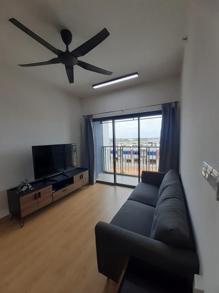 Maya Bay Residences
