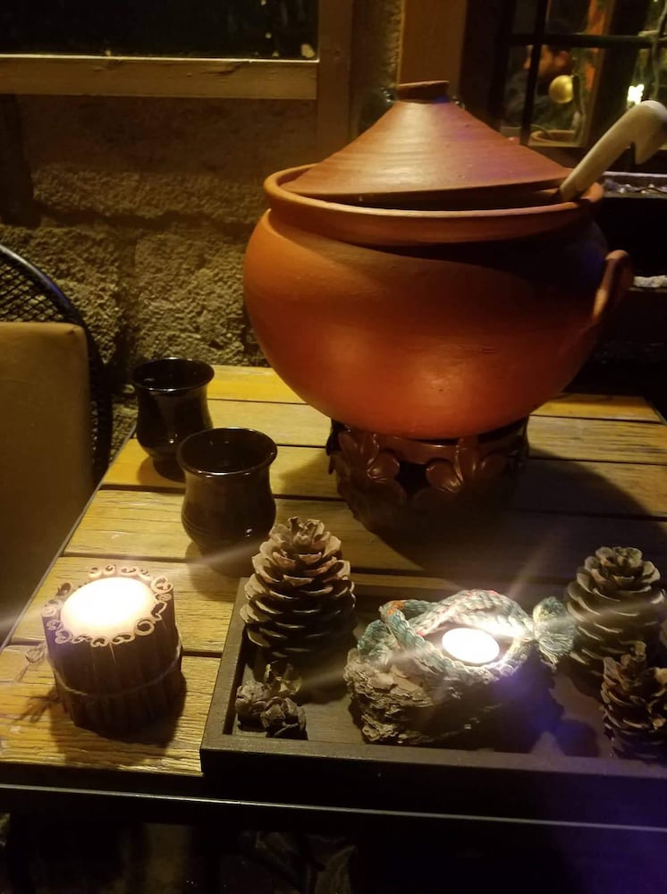 Kuyu Beergarden Hostel