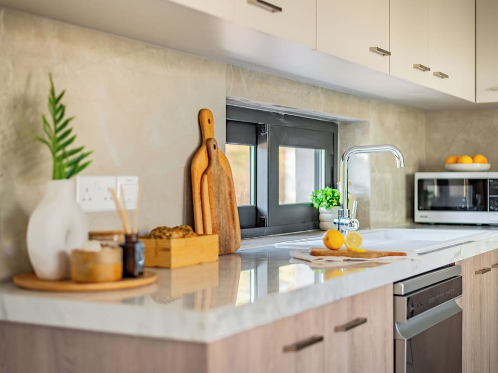 Sanders River Plaza Limassol Apartment
