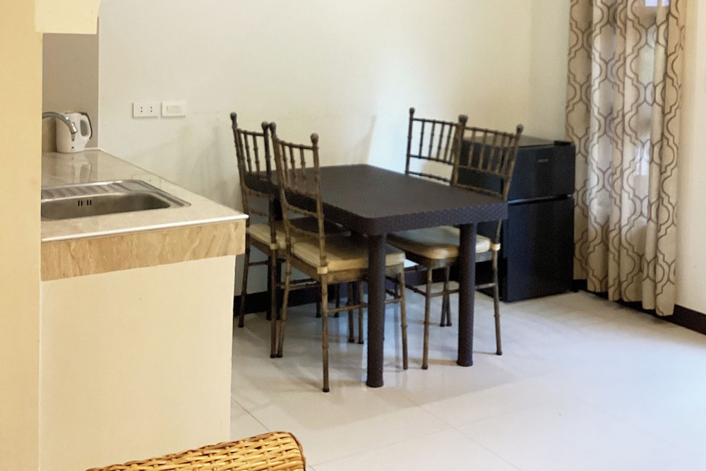 AltaVista Beach Resort Samal powered by Cocotel