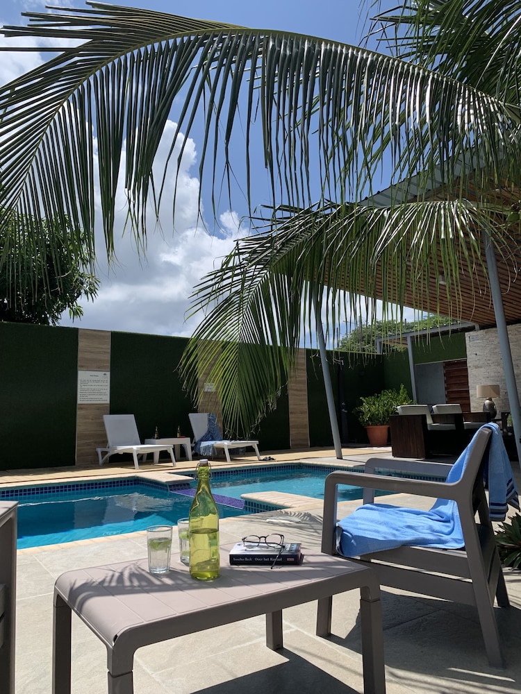 Lilu Apartments Curacao