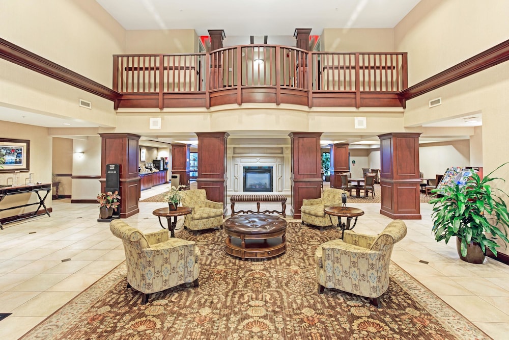 Wingate By Wyndham Charleston view 3