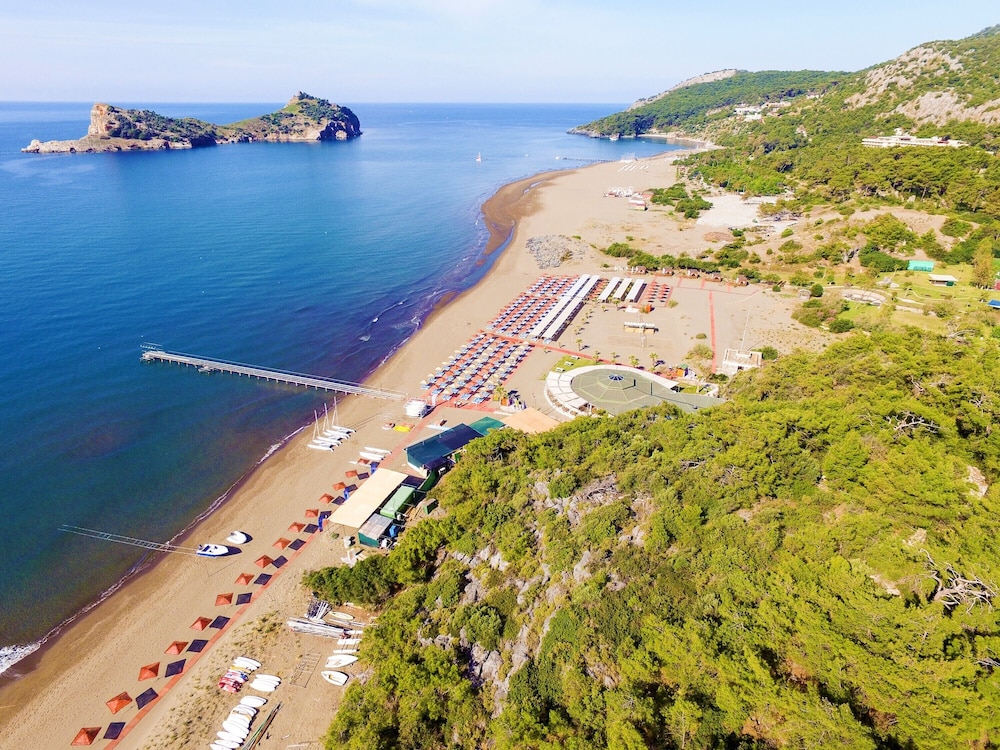 Hotel TUI BLUE Sarigerme Park - Image 1