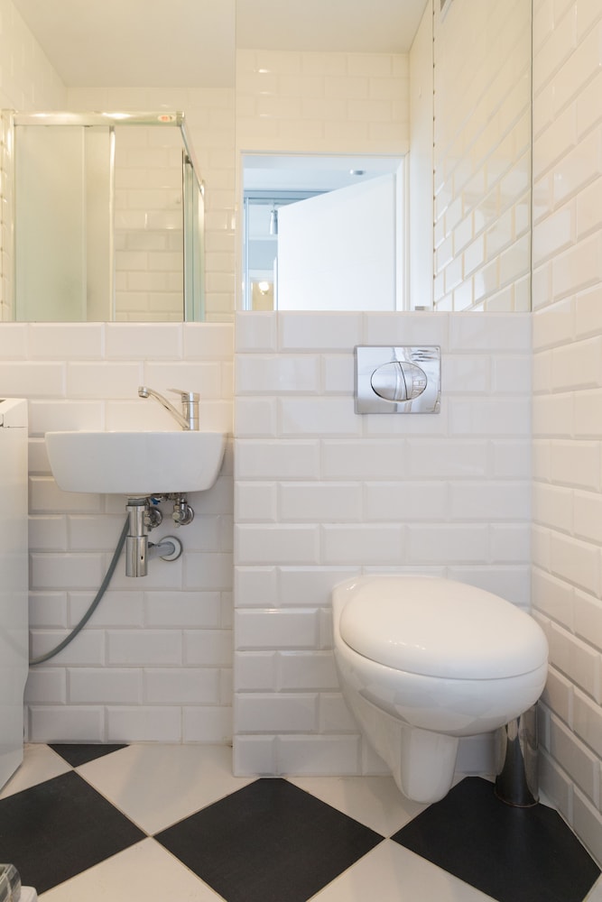 55 Plater Residence
