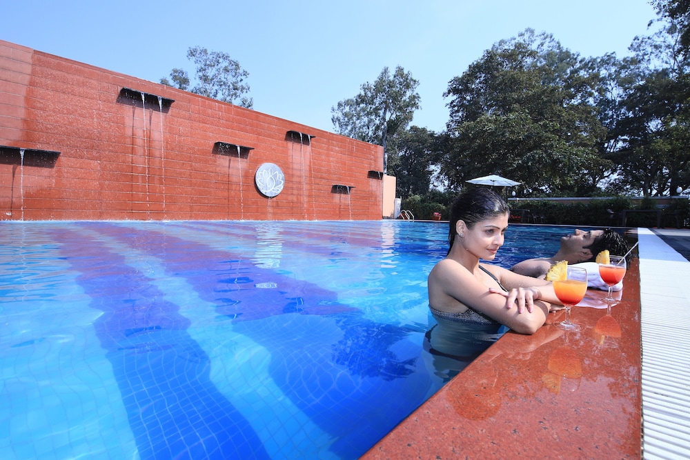 Aveo by Amatra- Kashipur
