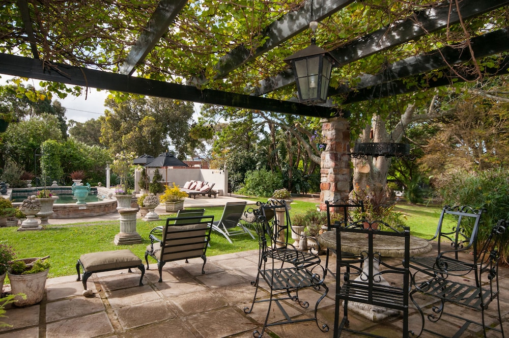 Forest Hall Guest House 3