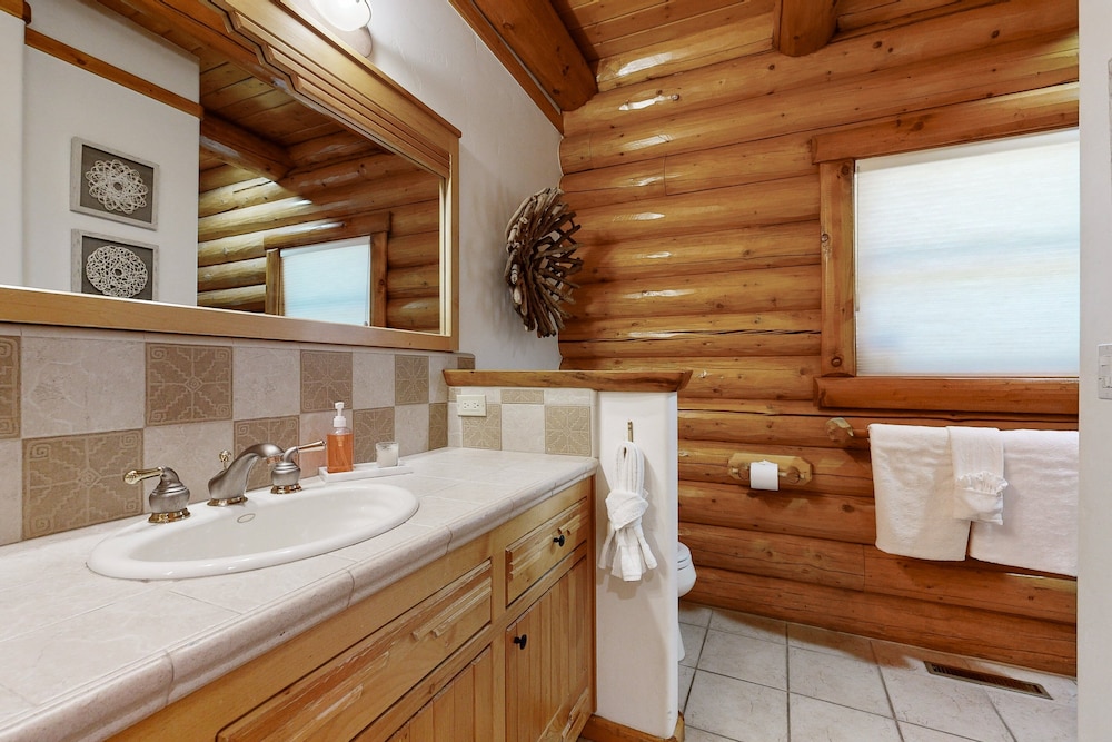 Bow Canyon Oasis #513