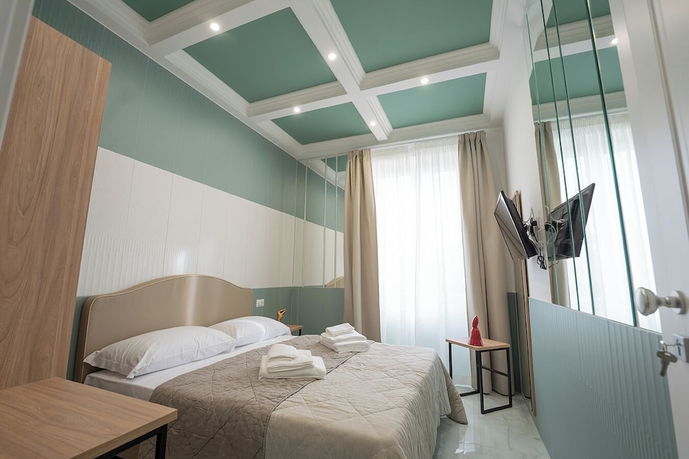 H. G. Boutique Toledo Napoli Centro by ClaPa Group Dislocated Hospitality