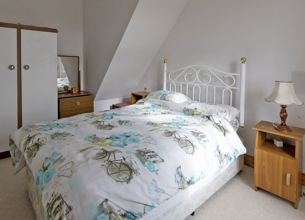 Matthews Traditional Holiday Cottage