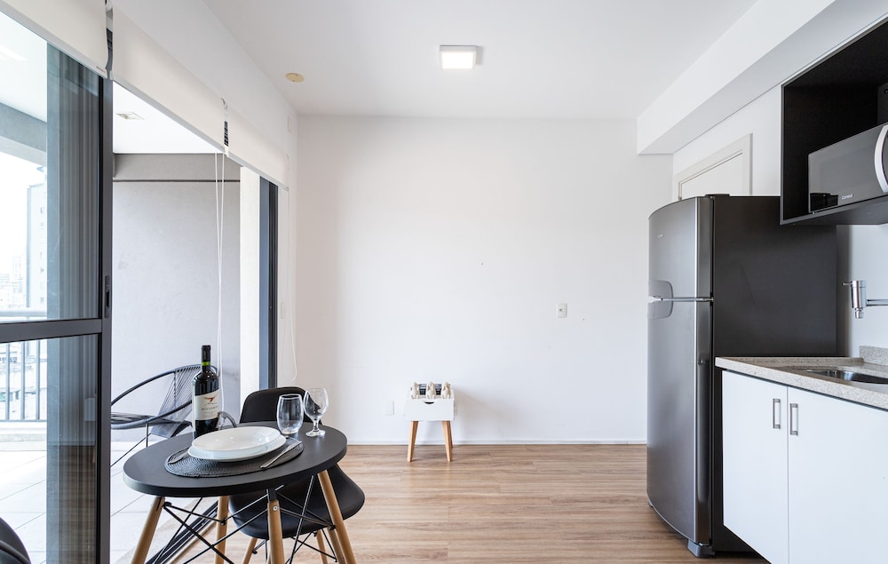 Setin Downtown Genebra by Viva - Apartamentos completos na Bela Vista com piscina