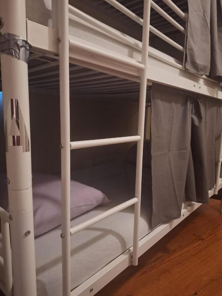 Easy Host Porto