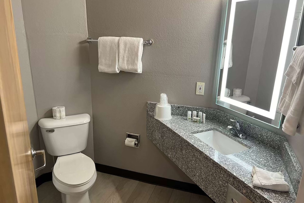 Baymont by Wyndham Athens, TN