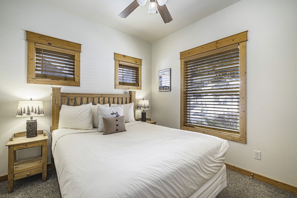 Estes Park Vacation Lodging