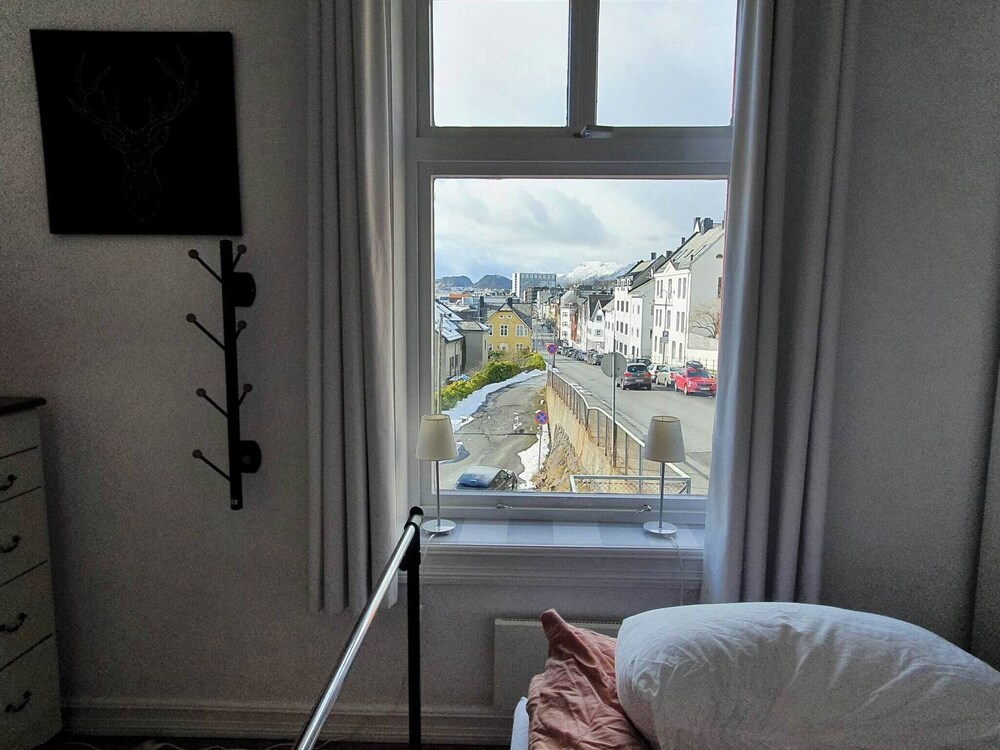 Cozy, Central, Ocean View