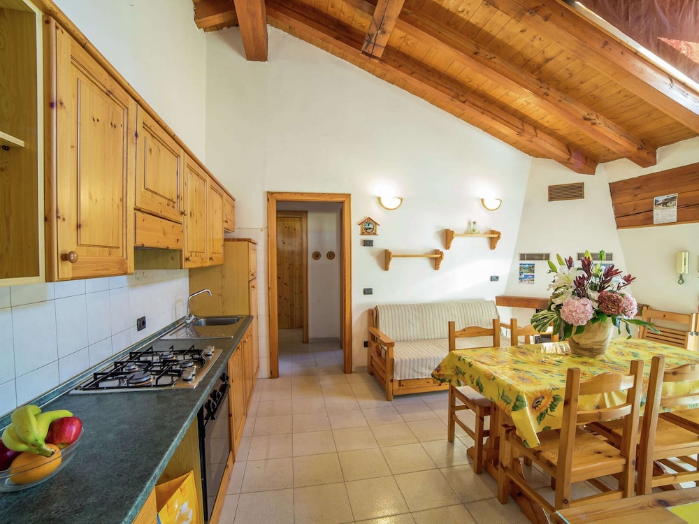 Apartment in Antey-saint-andre Near Ski Lifts view 5