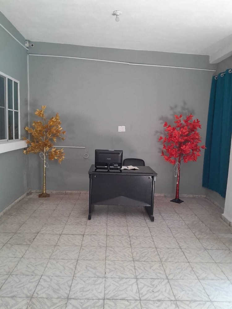 HOSTAL VENEZUELA view 2