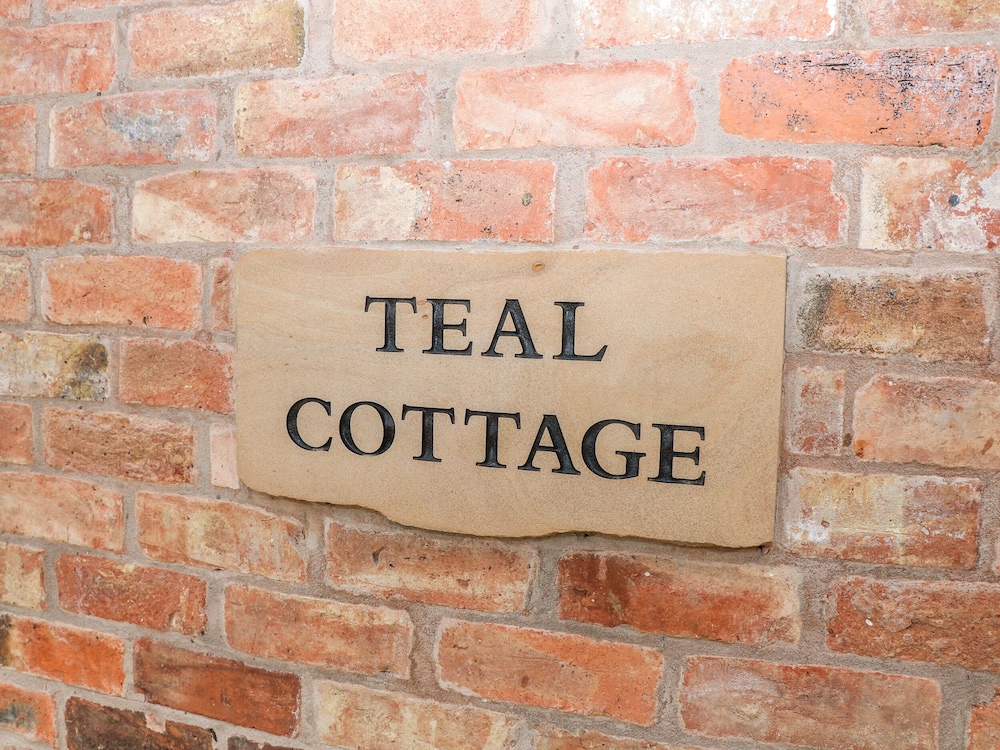 Teal Cottage view 2