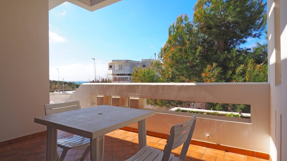Villetta Baia Verde 50 Meters From the Beach