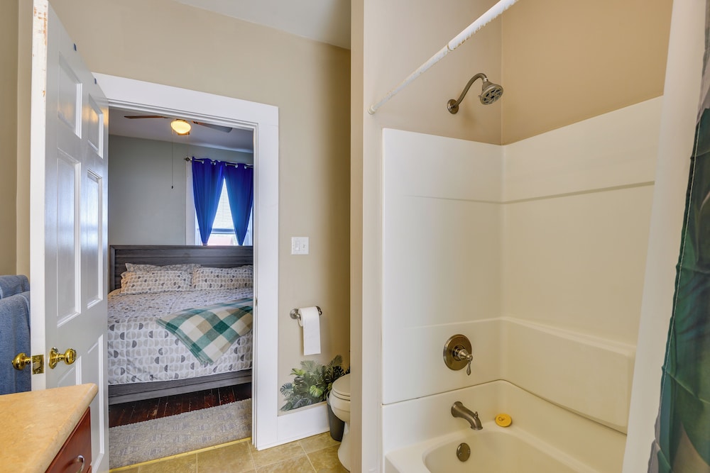 Central Location! Winter Retreat in Sackets Harbor