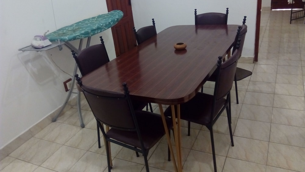 Sarathchandra Tourist Guest House