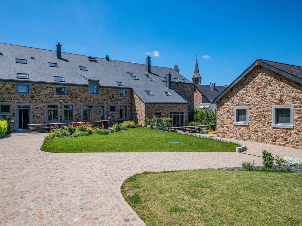 Charming Rural Retreat