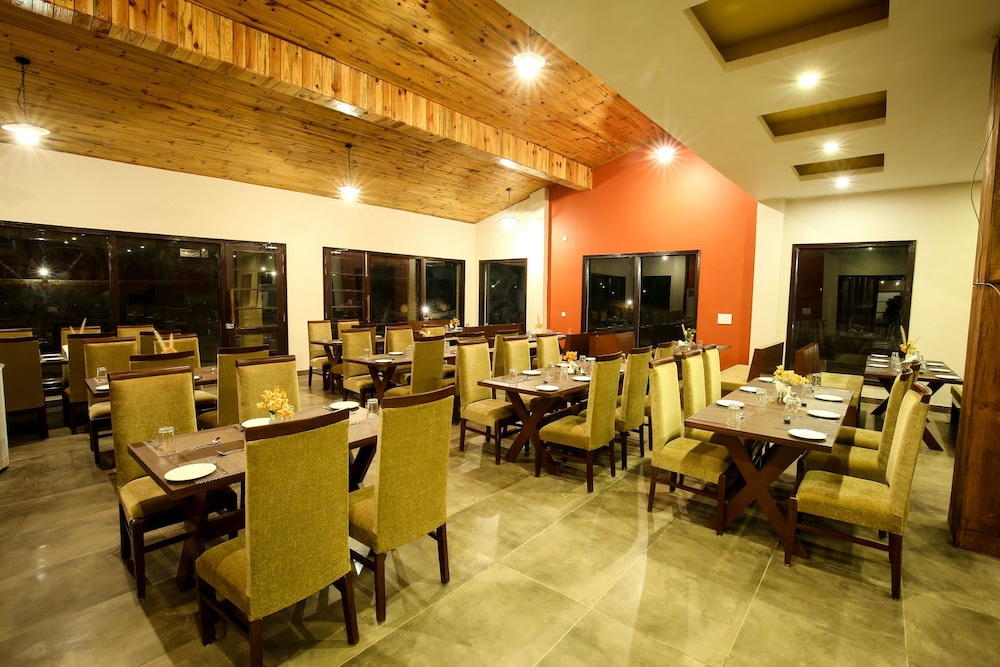 Sitabani Jungle and Spa Resort