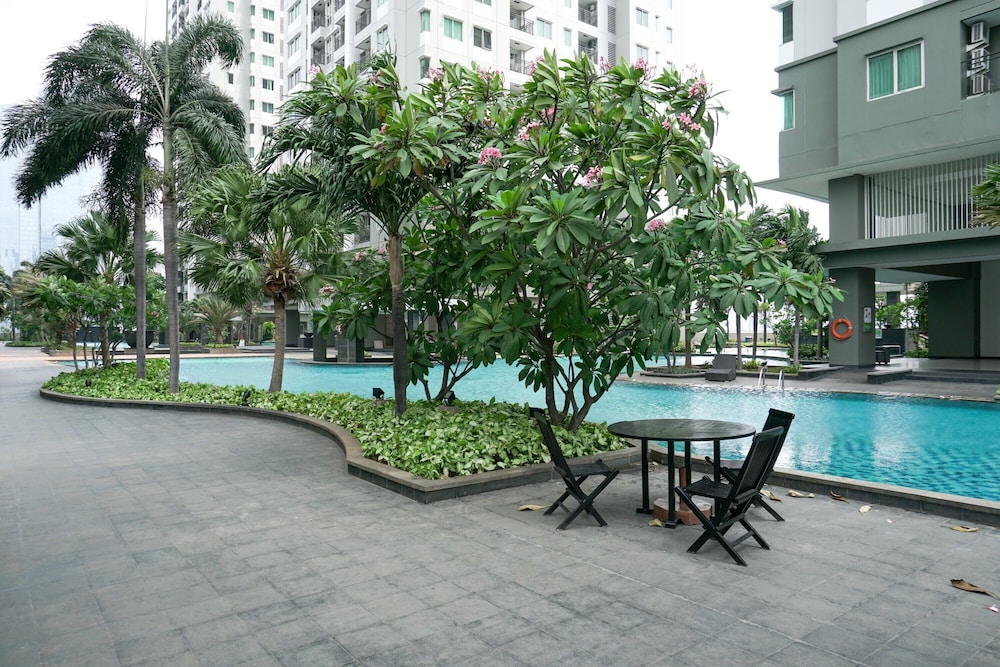 Spacious And Good 3Br At Thamrin Residence Apartment