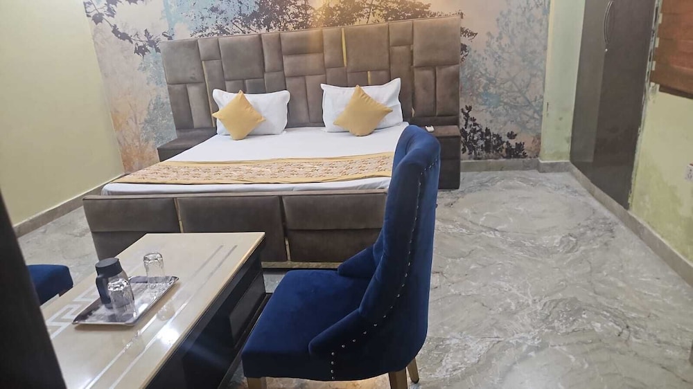 Castle Inn Serviced Apartment