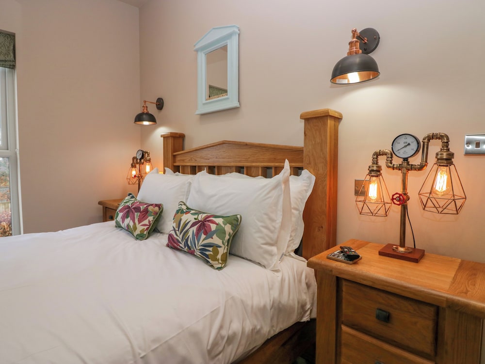 Elderflower Lodge