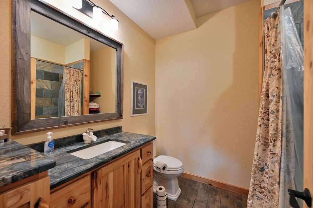 Photo 48