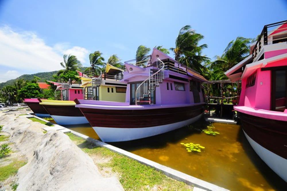 Rin Beach Resort