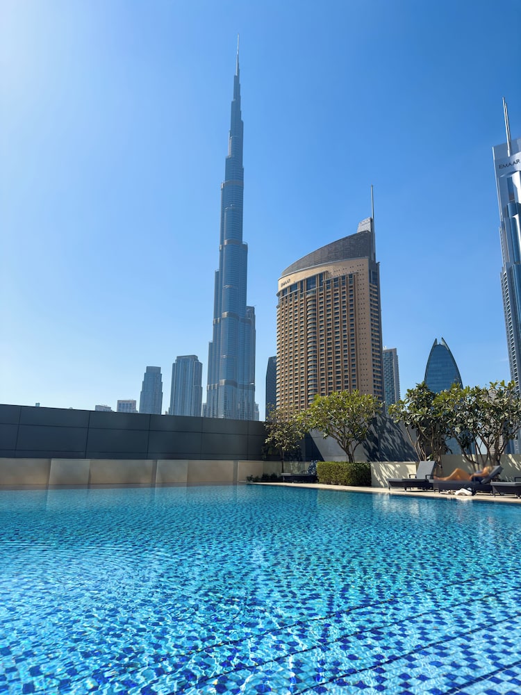 High Floor Burj Views over Dubai Mall