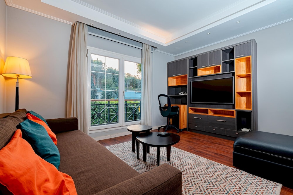 Vesta - Luxury APT - 1BR - Mountain View Residence