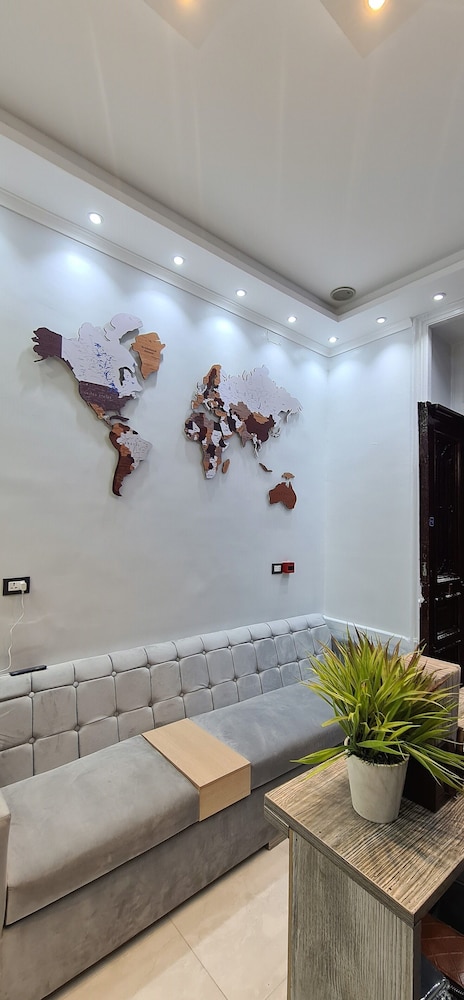 The Australian Hostel
