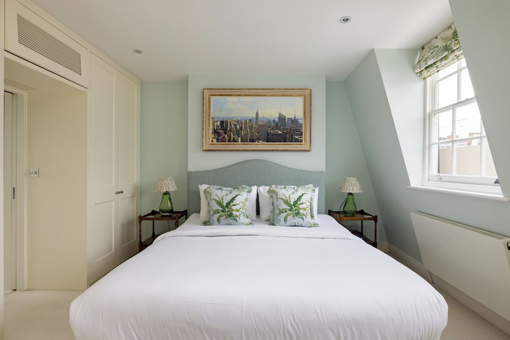 The Chelsea Abode - 4bdr Home With Terrace
