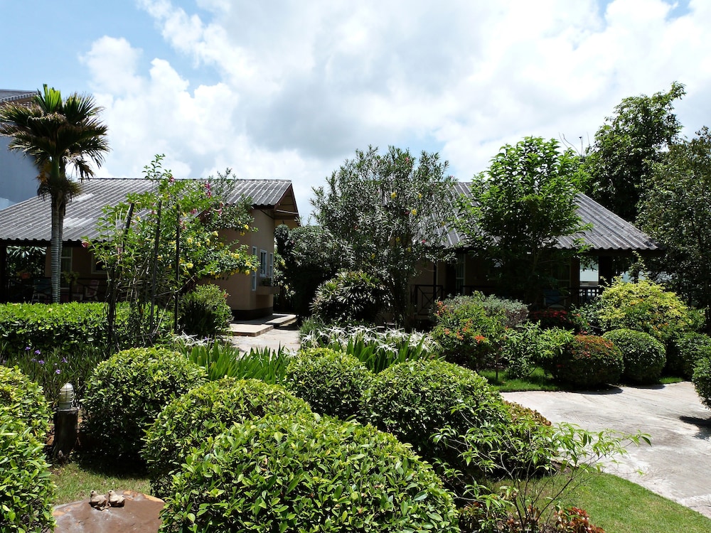 Bann Suan Rachawadee B&B