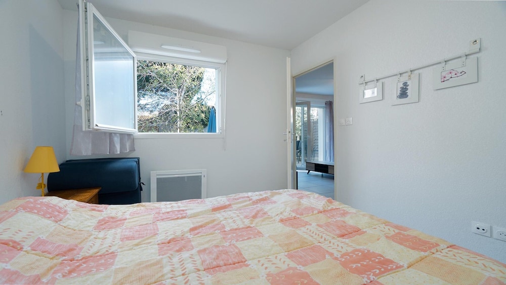 Apartment in Valras Plage With View