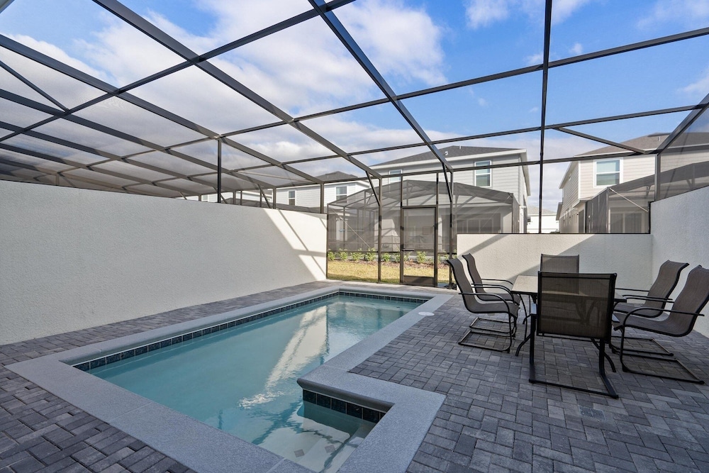 Windsor Cay Resort 5 Bedroom Townhome with Pool 5 Townhouse