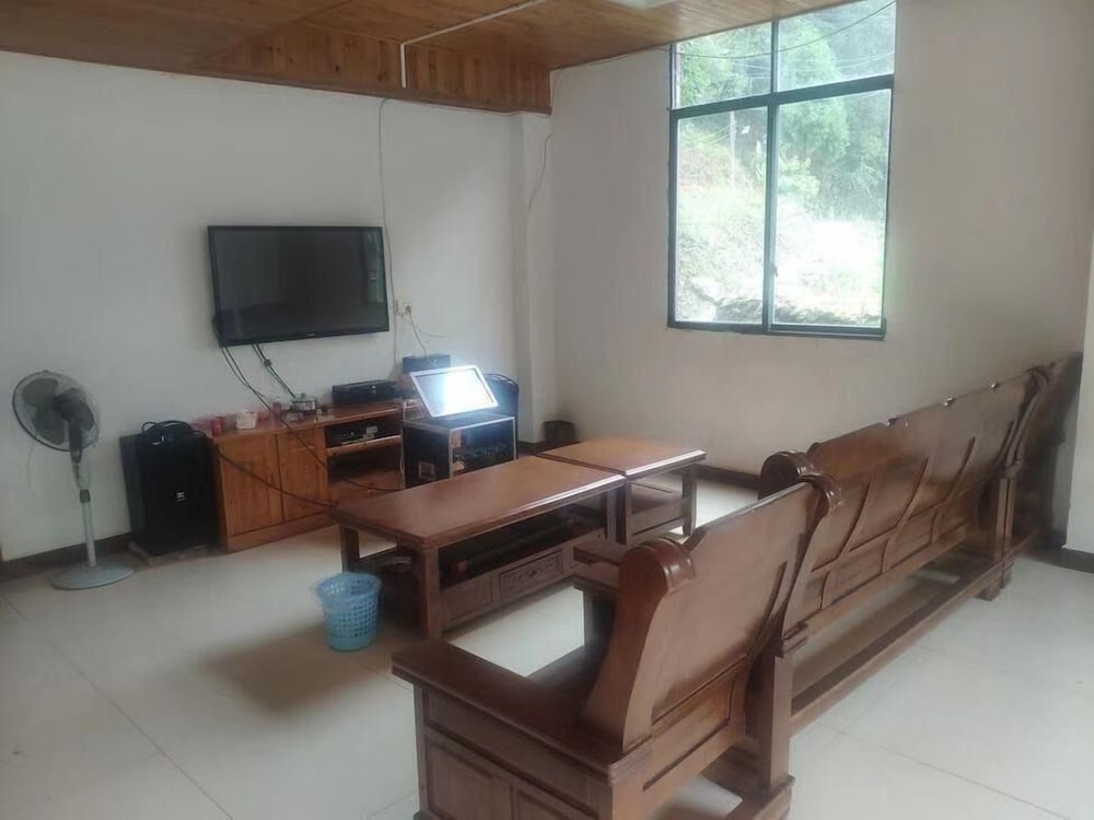 Natural Lodge Homestay