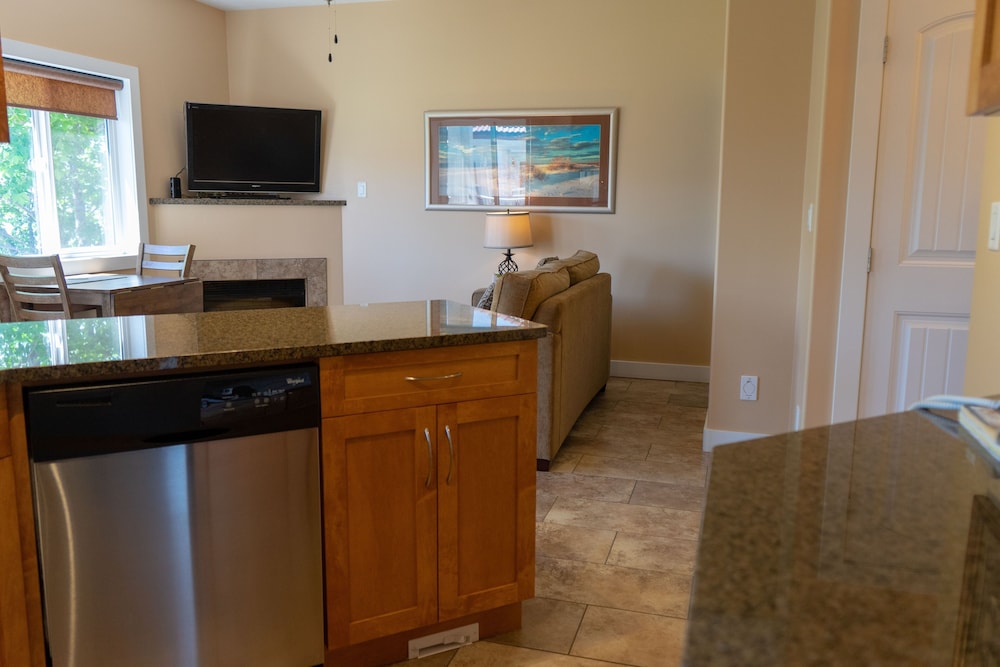 Sandy Beach Suites