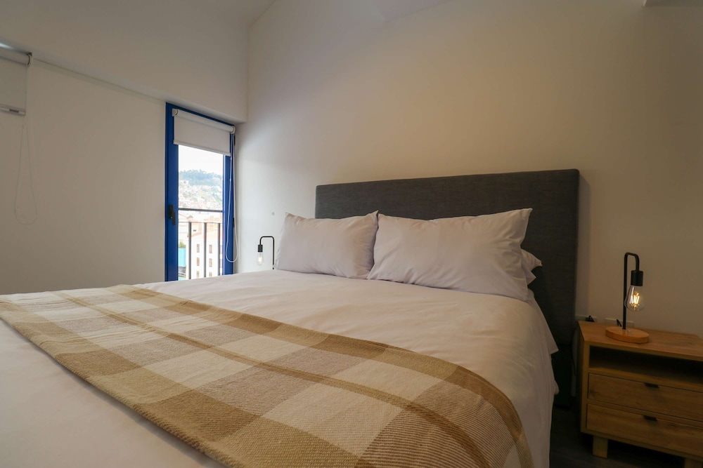 w Stunpedous 2BR w Perfect Balcony in Cusco
