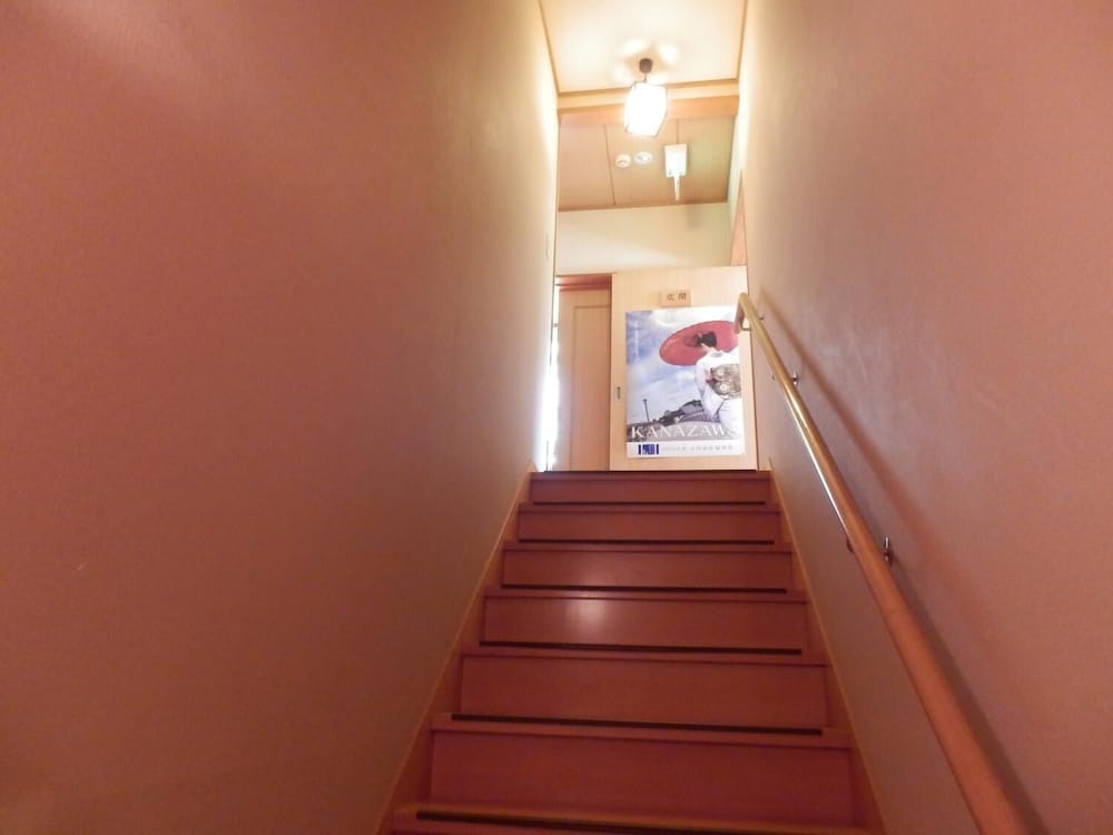Yuwaku Guesthouse - Hostel