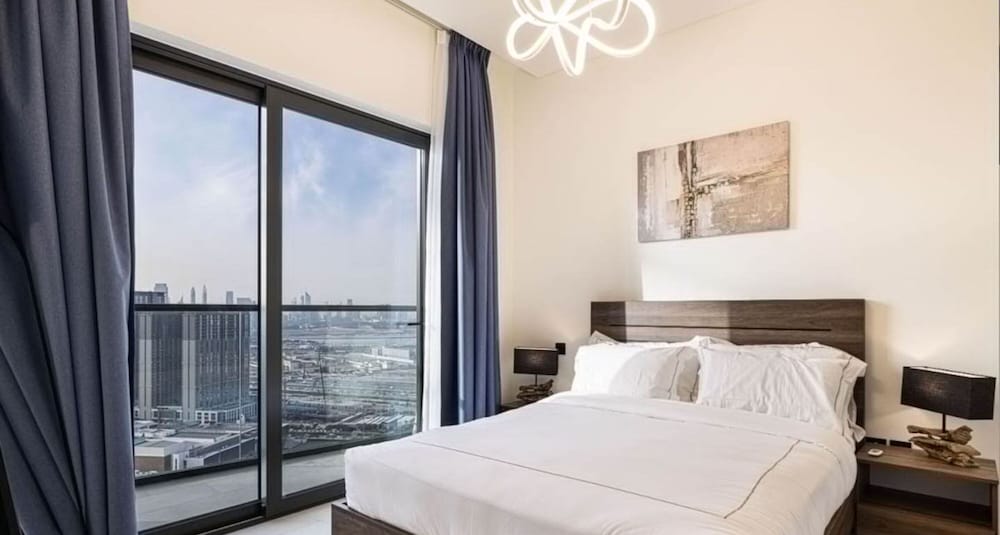 Manzil - Lux 1BR Near Downtown With Skyline Views