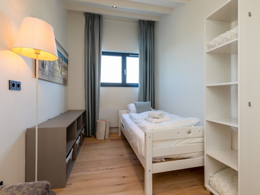 Holiday Home Nieuwvliet Near Beach & Dunes