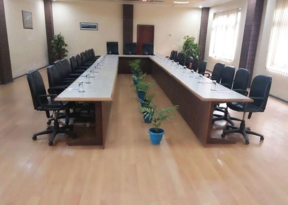 meeting & event spaces