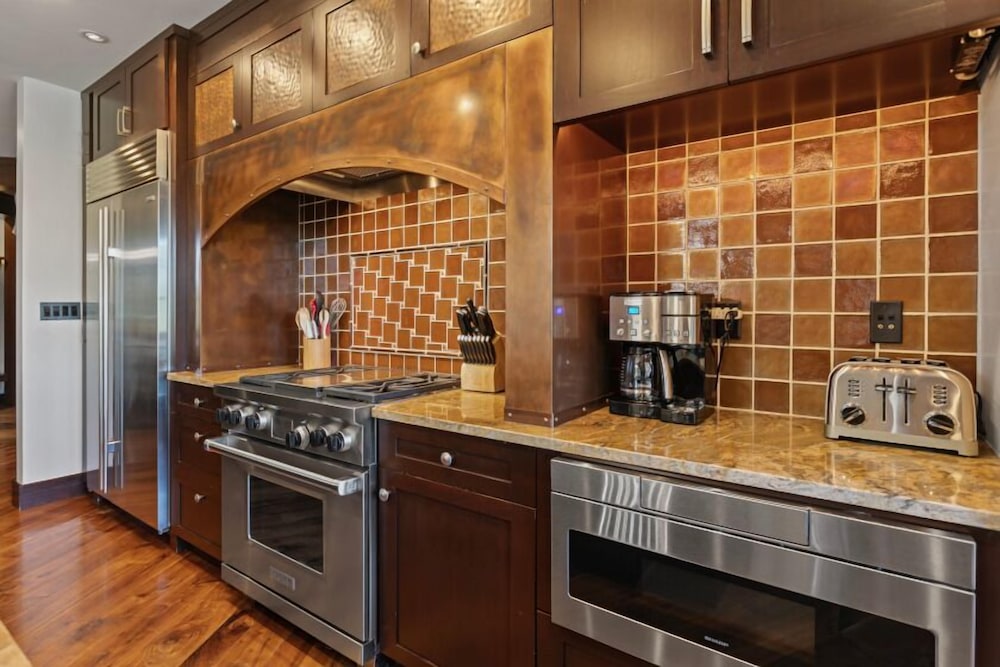 301 - Three Bedroom Flagstaff 3 Condo