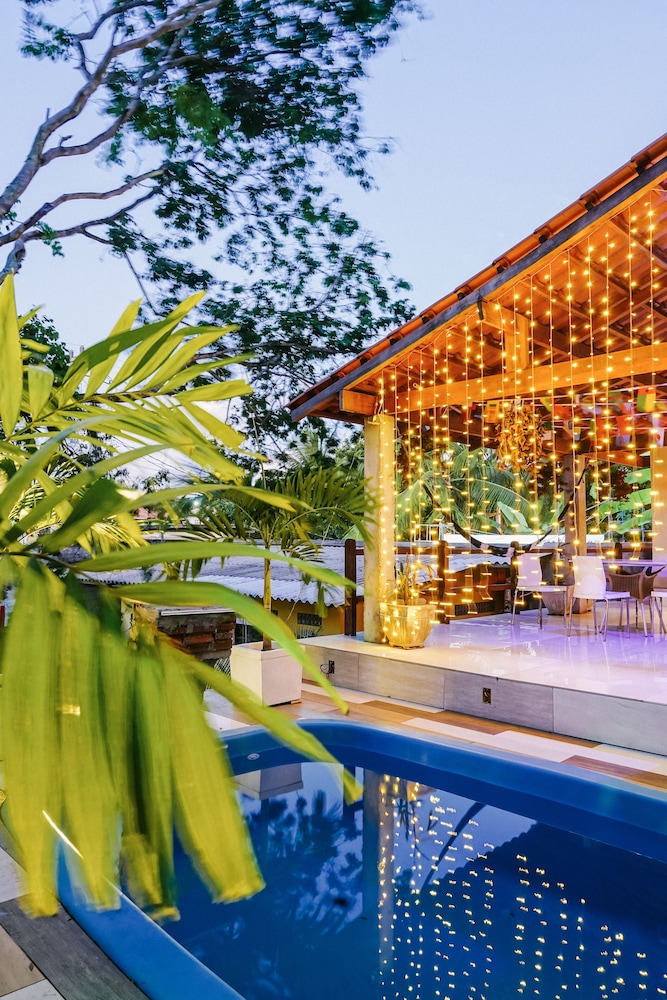 Macaco Surf House - Hostel