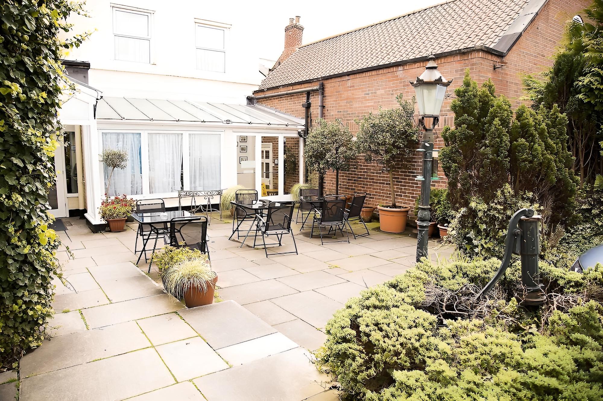 Best Western The Lairgate Hotel
